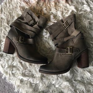 NWB Jeffrey Campbell France Heel Wrap Boots 7.5